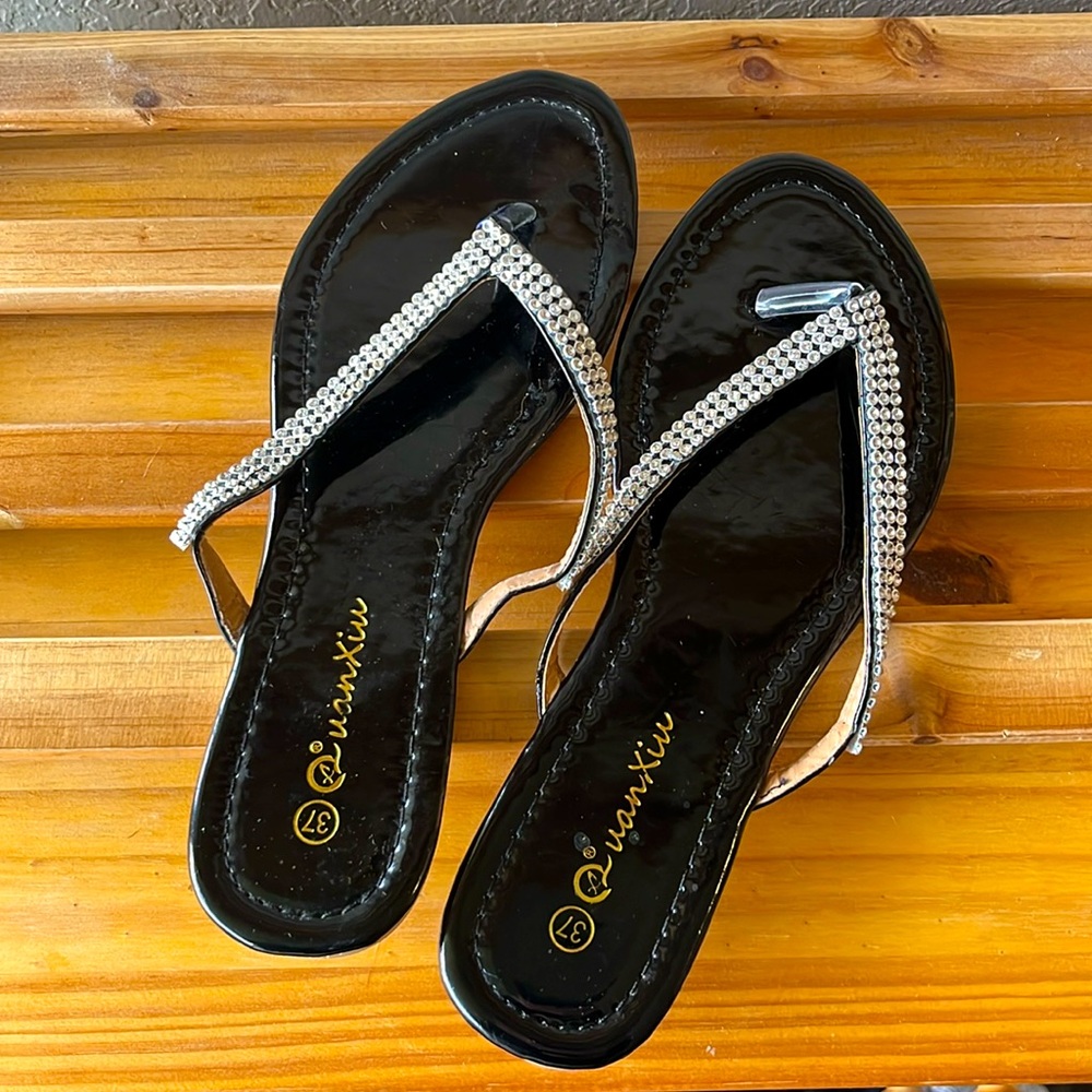 Rhinestone flip flops